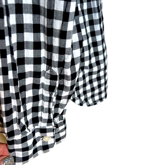 Old Navy "Love" on The Pocket Checked Button Down Blouse Size Small - Picture 5 of 7